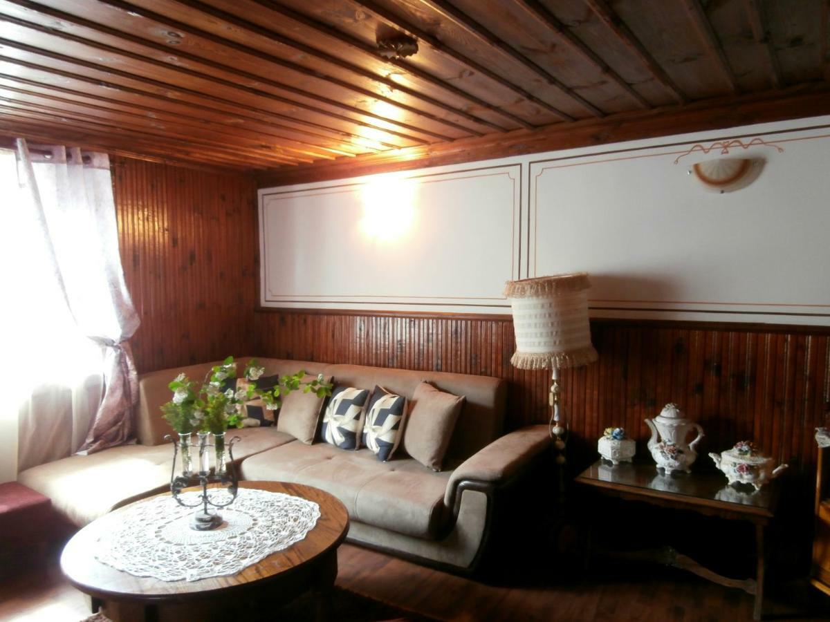 The Gates Apartments コプリフシティツァ エクステリア 写真